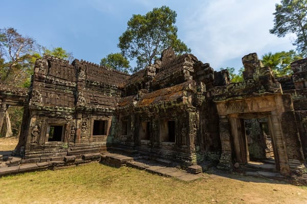 柬埔寨旅游业崛起：吴哥窟游客量创后疫情新高